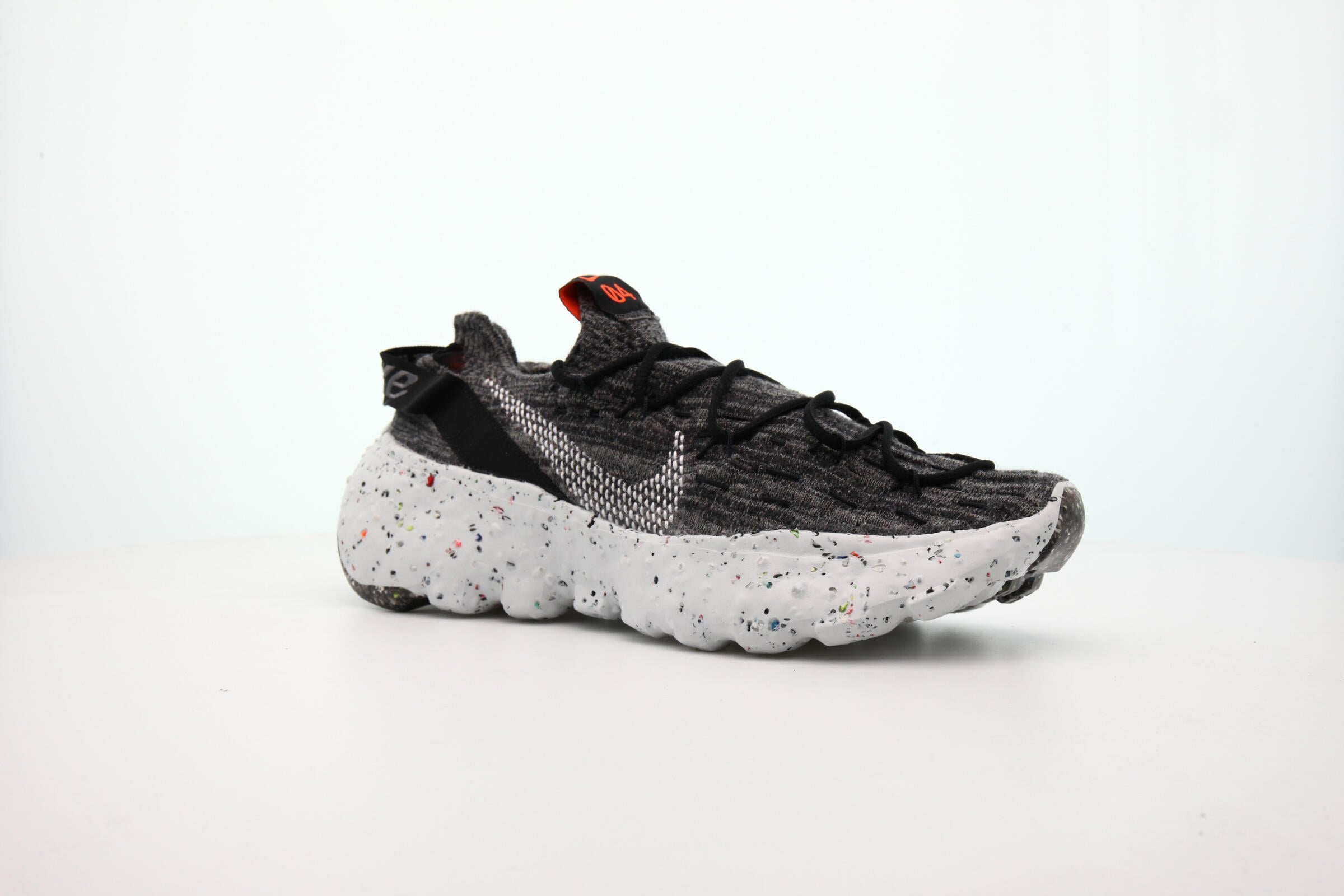 イイノナホ　ベース　air nike-space-hippie-04-iron-grey